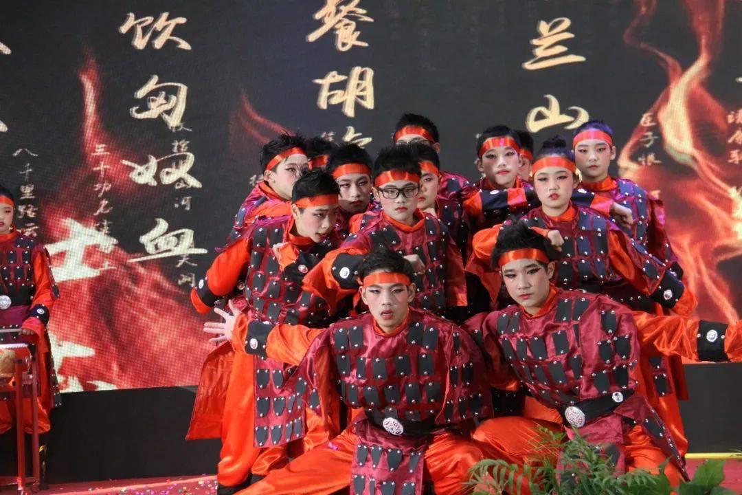 【专业问答】胜似亲人的作文怎么写-58问答平台